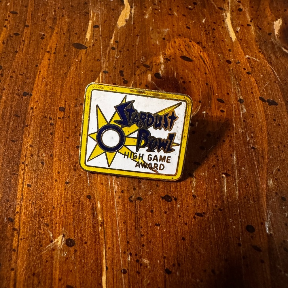 High Game Award Pin - Yellow and White